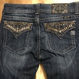 Miss Me  JP4656-2 Dark 218 Size 30 inseam 34 Silver Stitching Beading on pockets
